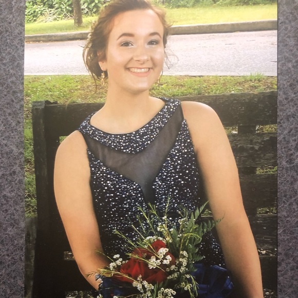 Hey everyone☺ - Picture 2 of 5